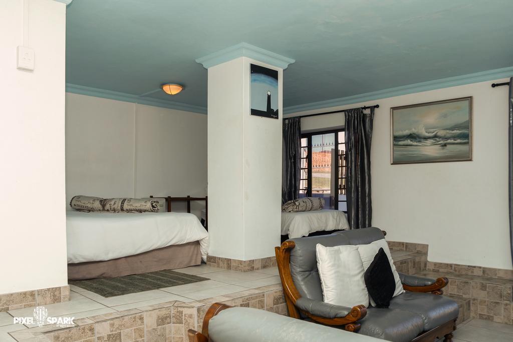 Tyday Accommodation Port Elizabeth Exterior photo