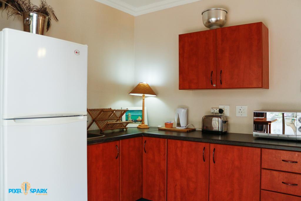 Tyday Accommodation Port Elizabeth Exterior photo