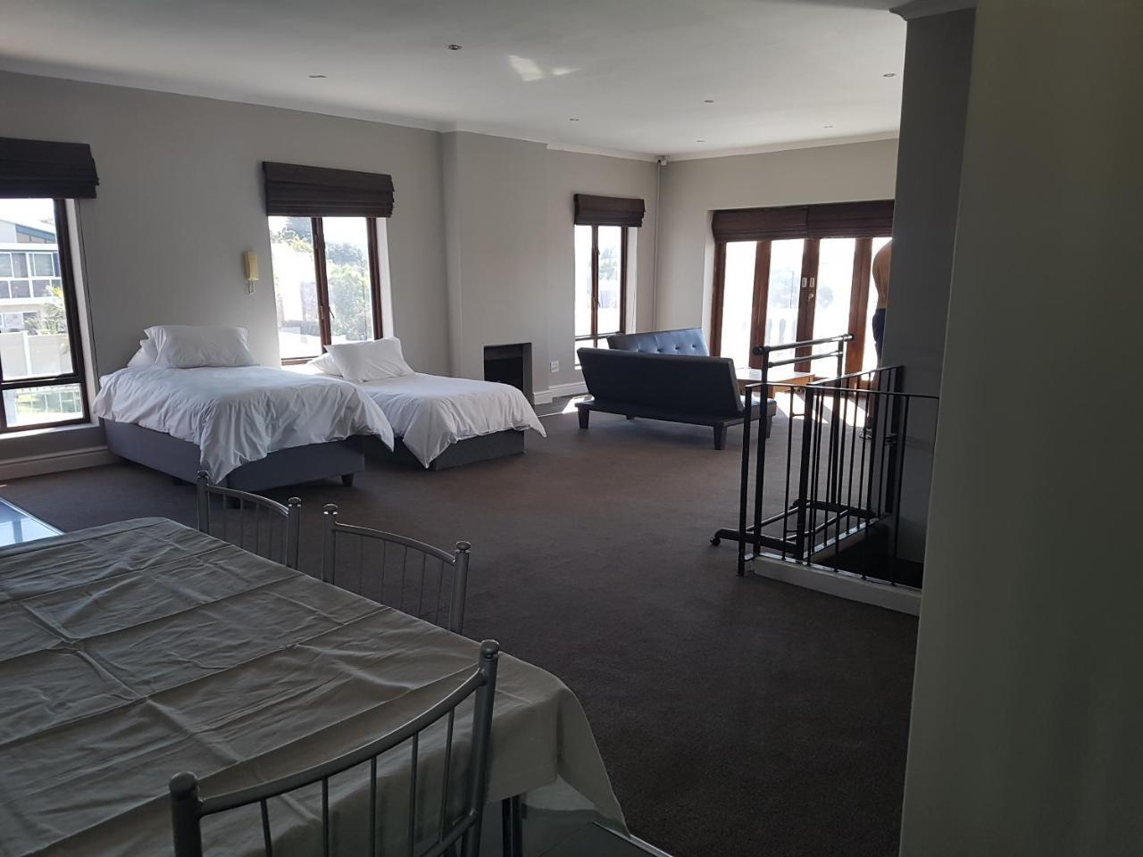 Tyday Accommodation Port Elizabeth Exterior photo